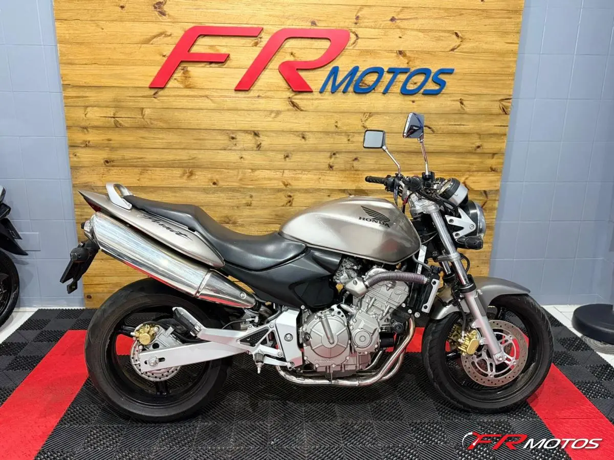 CB 600F HORNET